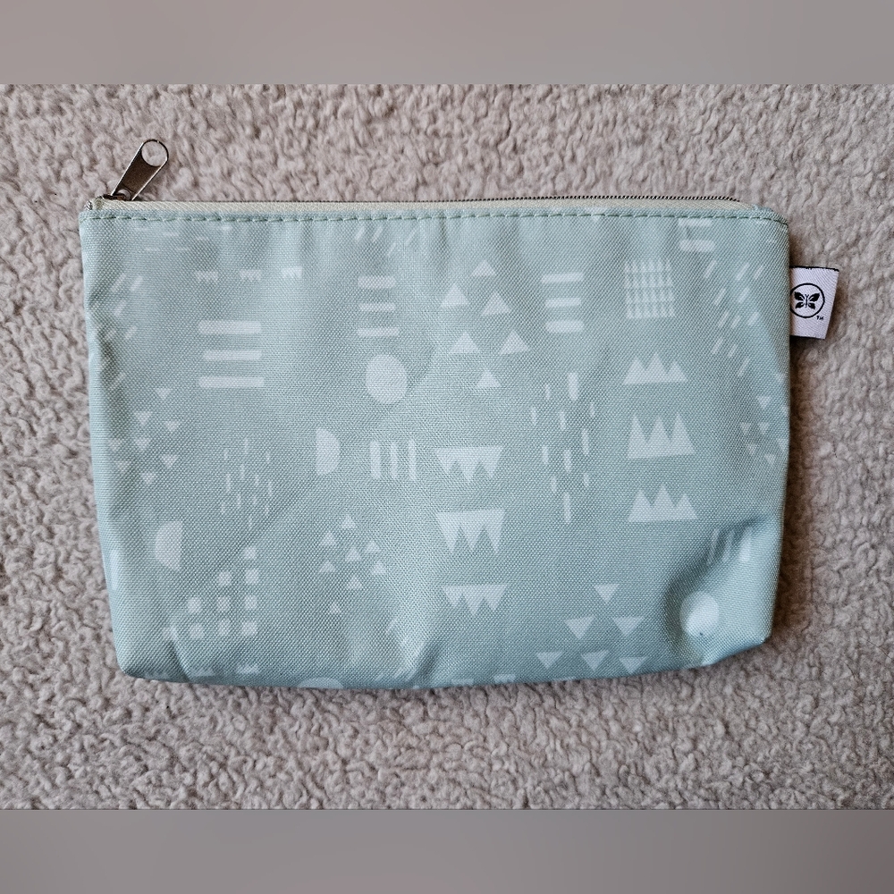 The Honest Company Cosmetics/Travel Bag